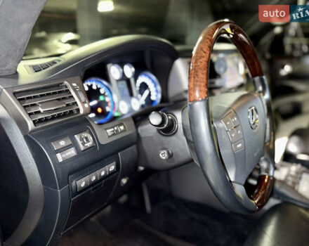 Чорний Лексус ЛХ, об'ємом двигуна 5.66 л та пробігом 115 тис. км за 35500 $, фото 24 на Automoto.ua