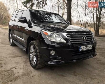 Черный Лексус ЛХ, объемом двигателя 5.7 л и пробегом 197 тыс. км за 39000 $, фото 3 на Automoto.ua