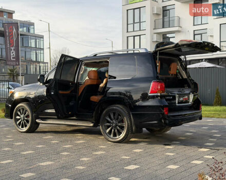 Черный Лексус ЛХ, объемом двигателя 5.7 л и пробегом 443 тыс. км за 26800 $, фото 72 на Automoto.ua