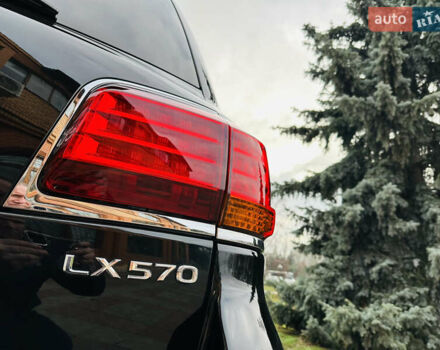 Чорний Лексус ЛХ, об'ємом двигуна 5.66 л та пробігом 243 тис. км за 25500 $, фото 52 на Automoto.ua