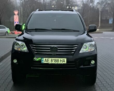 Черный Лексус ЛХ, объемом двигателя 5.7 л и пробегом 187 тыс. км за 29900 $, фото 3 на Automoto.ua