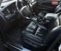 Черный Лексус ЛХ, объемом двигателя 5.66 л и пробегом 246 тыс. км за 31000 $, фото 5 на Automoto.ua