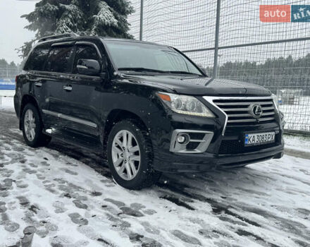 Черный Лексус ЛХ, объемом двигателя 5.7 л и пробегом 180 тыс. км за 30500 $, фото 4 на Automoto.ua
