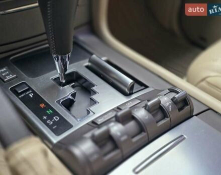 Черный Лексус ЛХ, объемом двигателя 5.66 л и пробегом 238 тыс. км за 25700 $, фото 40 на Automoto.ua