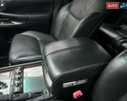 Чорний Лексус ЛХ, об'ємом двигуна 5.7 л та пробігом 244 тис. км за 24950 $, фото 57 на Automoto.ua