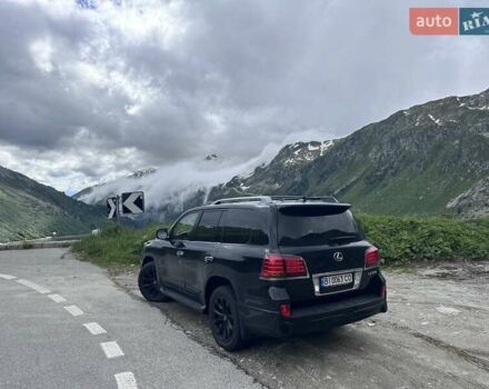 Черный Лексус ЛХ, объемом двигателя 5.66 л и пробегом 246 тыс. км за 31000 $, фото 9 на Automoto.ua