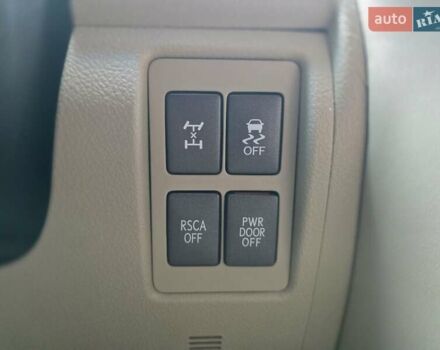 Черный Лексус ЛХ, объемом двигателя 5.66 л и пробегом 238 тыс. км за 25700 $, фото 27 на Automoto.ua