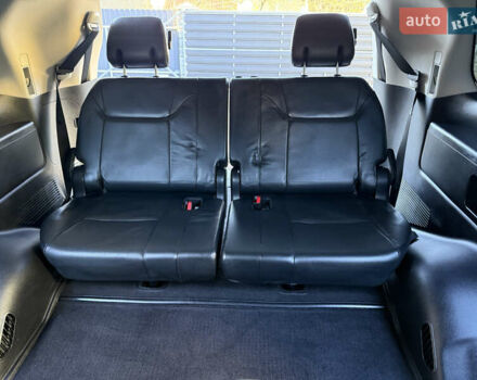 Черный Лексус ЛХ, объемом двигателя 5.66 л и пробегом 288 тыс. км за 29300 $, фото 22 на Automoto.ua