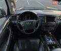 Черный Лексус ЛХ, объемом двигателя 5.66 л и пробегом 246 тыс. км за 31000 $, фото 2 на Automoto.ua