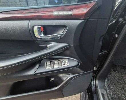 Черный Лексус ЛХ, объемом двигателя 5.66 л и пробегом 220 тыс. км за 29500 $, фото 25 на Automoto.ua