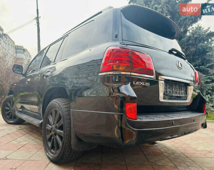 Чорний Лексус ЛХ, об'ємом двигуна 5.66 л та пробігом 243 тис. км за 25500 $, фото 9 на Automoto.ua