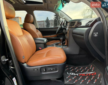 Черный Лексус ЛХ, объемом двигателя 5.7 л и пробегом 443 тыс. км за 26800 $, фото 57 на Automoto.ua