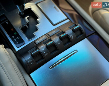 Чорний Лексус ЛХ, об'ємом двигуна 5.66 л та пробігом 106 тис. км за 37999 $, фото 36 на Automoto.ua