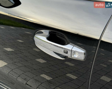 Черный Лексус ЛХ, объемом двигателя 5.7 л и пробегом 443 тыс. км за 26800 $, фото 9 на Automoto.ua