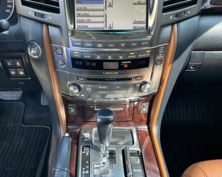 Лексус ЛХ 2011 в Львове на Automoto.ua Черный Лексус ЛХ, объемом двигателя 5.66 л и пробегом 443 тыс. км за 29700 $, фото 53 на Automoto.ua