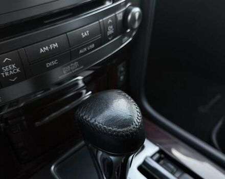 Черный Лексус ЛХ, объемом двигателя 5.66 л и пробегом 246 тыс. км за 31000 $, фото 7 на Automoto.ua