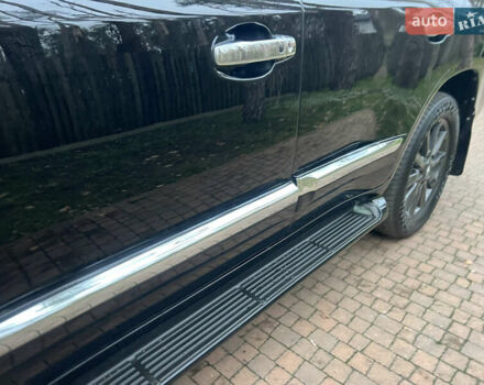 Чорний Лексус ЛХ, об'ємом двигуна 5.7 л та пробігом 244 тис. км за 24950 $, фото 25 на Automoto.ua