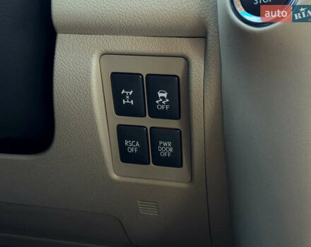 Чорний Лексус ЛХ, об'ємом двигуна 5.66 л та пробігом 106 тис. км за 37999 $, фото 31 на Automoto.ua