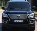 Черный Лексус ЛХ, объемом двигателя 5.66 л и пробегом 207 тыс. км за 27900 $, фото 1 на Automoto.ua