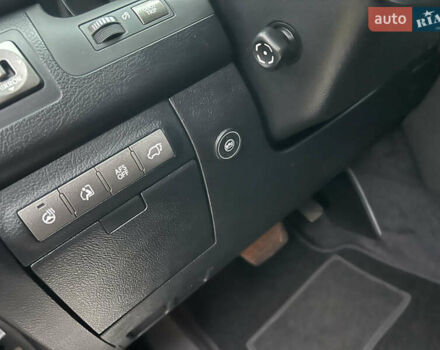 Чорний Лексус ЛХ, об'ємом двигуна 5.7 л та пробігом 244 тис. км за 24950 $, фото 52 на Automoto.ua