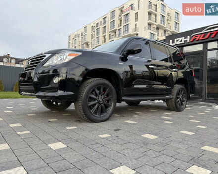 Черный Лексус ЛХ, объемом двигателя 5.7 л и пробегом 443 тыс. км за 26800 $, фото 16 на Automoto.ua