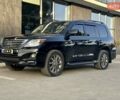Черный Лексус ЛХ, объемом двигателя 5.7 л и пробегом 286 тыс. км за 37000 $, фото 3 на Automoto.ua