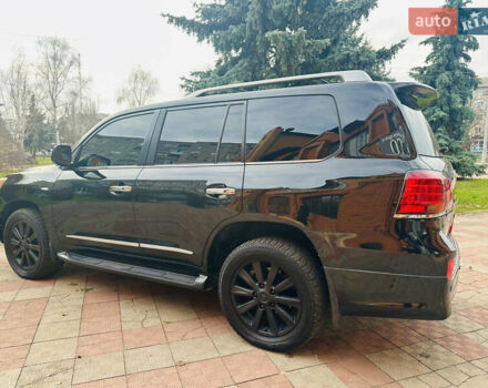 Чорний Лексус ЛХ, об'ємом двигуна 5.66 л та пробігом 243 тис. км за 25500 $, фото 8 на Automoto.ua