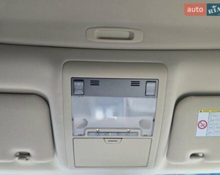 Черный Лексус ЛХ, объемом двигателя 5.66 л и пробегом 238 тыс. км за 25700 $, фото 16 на Automoto.ua