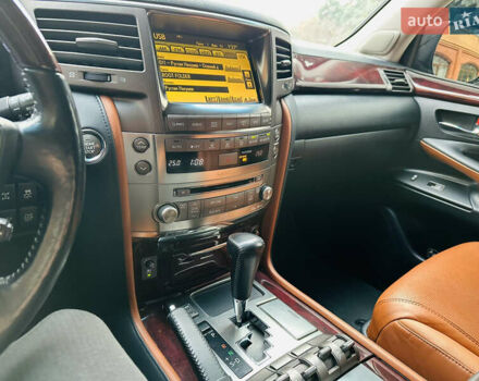 Чорний Лексус ЛХ, об'ємом двигуна 5.66 л та пробігом 243 тис. км за 25500 $, фото 47 на Automoto.ua