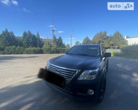 Чорний Лексус ЛХ, об'ємом двигуна 5.7 л та пробігом 305 тис. км за 29000 $, фото 2 на Automoto.ua
