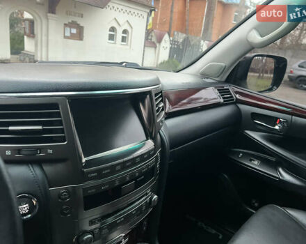 Чорний Лексус ЛХ, об'ємом двигуна 5.7 л та пробігом 244 тис. км за 24950 $, фото 62 на Automoto.ua