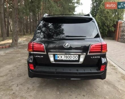 Черный Лексус ЛХ, объемом двигателя 5.7 л и пробегом 197 тыс. км за 39000 $, фото 5 на Automoto.ua