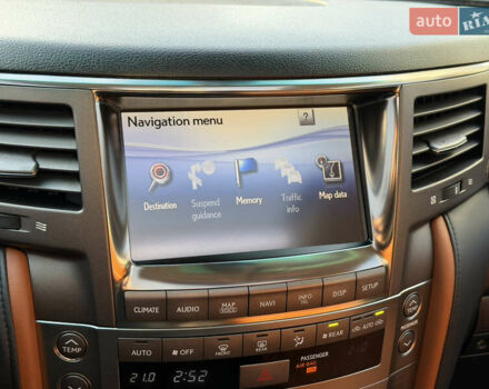 Черный Лексус ЛХ, объемом двигателя 5.7 л и пробегом 443 тыс. км за 26800 $, фото 66 на Automoto.ua