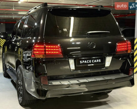 Чорний Лексус ЛХ, об'ємом двигуна 5.66 л та пробігом 115 тис. км за 35500 $, фото 14 на Automoto.ua