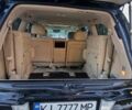 Черный Лексус ЛХ, объемом двигателя 5.7 л и пробегом 189 тыс. км за 35000 $, фото 4 на Automoto.ua