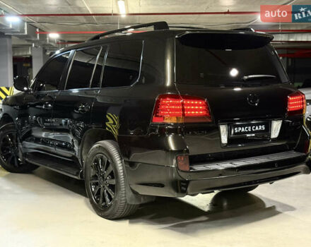 Чорний Лексус ЛХ, об'ємом двигуна 5.66 л та пробігом 115 тис. км за 35500 $, фото 8 на Automoto.ua