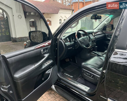 Чорний Лексус ЛХ, об'ємом двигуна 5.7 л та пробігом 244 тис. км за 24950 $, фото 39 на Automoto.ua