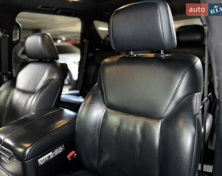 Чорний Лексус ЛХ, об'ємом двигуна 5.66 л та пробігом 115 тис. км за 35500 $, фото 21 на Automoto.ua