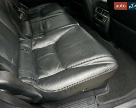 Чорний Лексус ЛХ, об'ємом двигуна 5.7 л та пробігом 244 тис. км за 24950 $, фото 79 на Automoto.ua