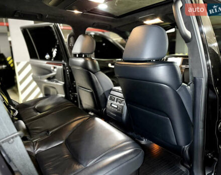 Чорний Лексус ЛХ, об'ємом двигуна 5.66 л та пробігом 115 тис. км за 35500 $, фото 30 на Automoto.ua