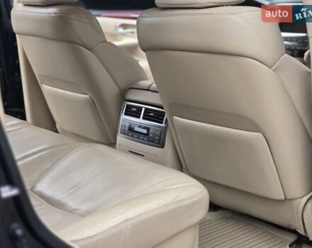 Черный Лексус ЛХ, объемом двигателя 5.66 л и пробегом 238 тыс. км за 25700 $, фото 13 на Automoto.ua
