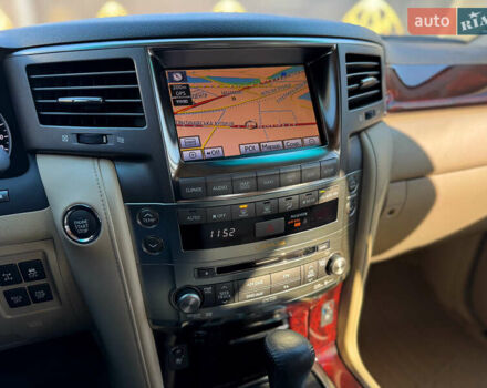 Чорний Лексус ЛХ, об'ємом двигуна 5.66 л та пробігом 106 тис. км за 37999 $, фото 32 на Automoto.ua