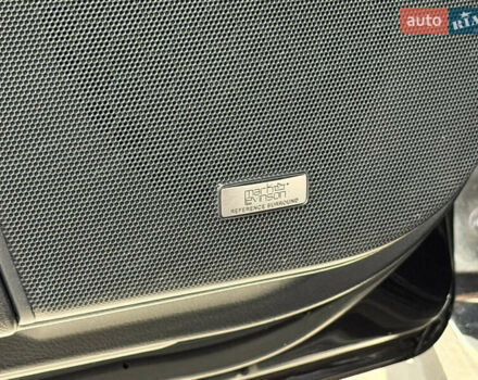 Черный Лексус ЛХ, объемом двигателя 5.7 л и пробегом 443 тыс. км за 26800 $, фото 29 на Automoto.ua