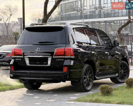 Черный Лексус ЛХ, объемом двигателя 5.7 л и пробегом 443 тыс. км за 26800 $, фото 22 на Automoto.ua