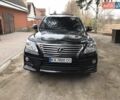 Черный Лексус ЛХ, объемом двигателя 5.7 л и пробегом 197 тыс. км за 39000 $, фото 1 на Automoto.ua