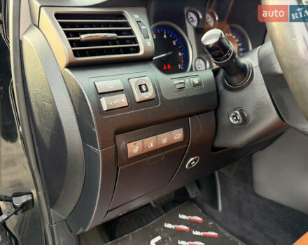 Черный Лексус ЛХ, объемом двигателя 5.7 л и пробегом 443 тыс. км за 26800 $, фото 32 на Automoto.ua