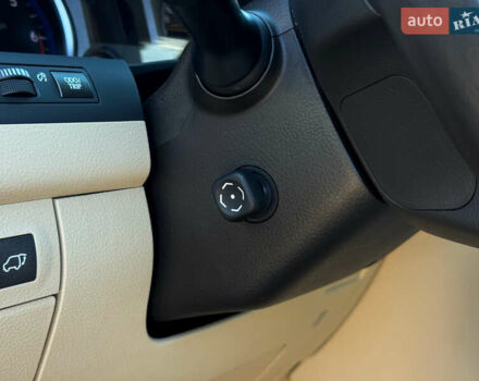 Чорний Лексус ЛХ, об'ємом двигуна 5.66 л та пробігом 106 тис. км за 37999 $, фото 26 на Automoto.ua