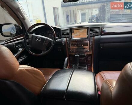 Чорний Лексус ЛХ, об'ємом двигуна 5.66 л та пробігом 297 тис. км за 39500 $, фото 14 на Automoto.ua