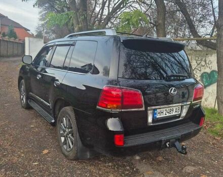 Черный Лексус ЛХ, объемом двигателя 5.66 л и пробегом 220 тыс. км за 29500 $, фото 4 на Automoto.ua