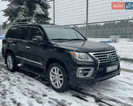 Черный Лексус ЛХ, объемом двигателя 5.7 л и пробегом 180 тыс. км за 30500 $, фото 2 на Automoto.ua